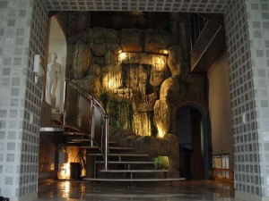 Декоративный водопад (Алабушево)